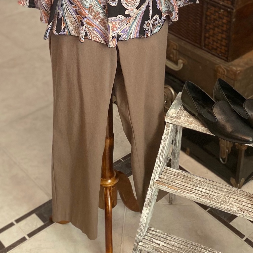 Prophecy khaki capris